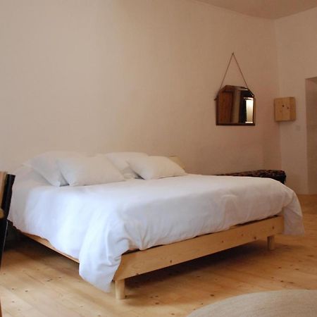 Appartement De Charme Au Coeur D Une Cite Medievale Вільфранш-де-Конфлан Екстер'єр фото